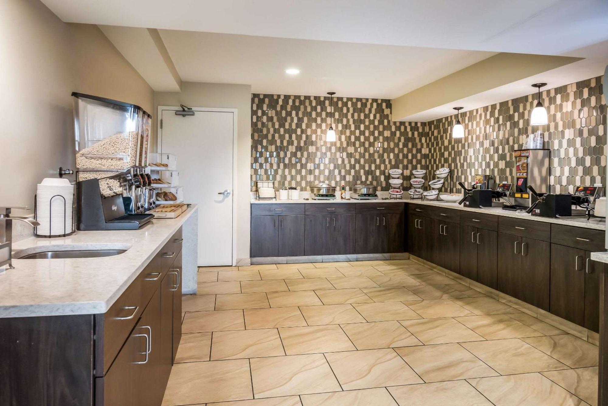 Country Inn & Suites By Radisson, Grandville-Grand Rapids West, Mi Buitenkant foto